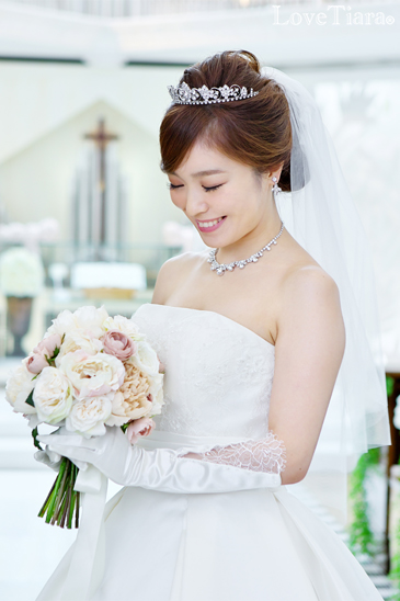着用イメージ グローブ ウエディング 結婚式