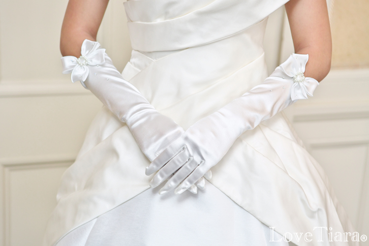 着用イメージ グローブ ウエディング 結婚式
