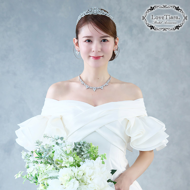 ティアラ　ウエディング　ブライダル　結婚式