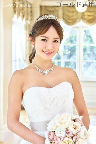 着用イメージ ティアラ ウエディング 結婚式