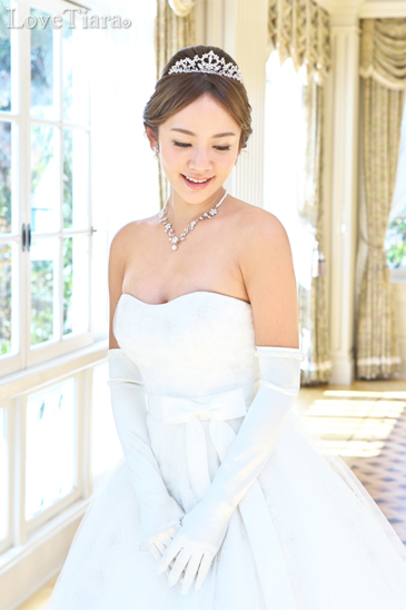 着用イメージ ティアラ ウエディング 結婚式