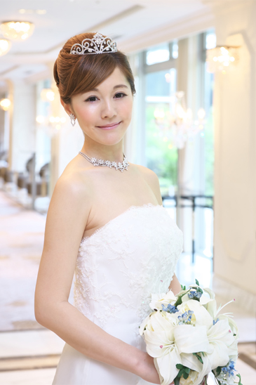 着用イメージ ティアラ ウエディング 結婚式