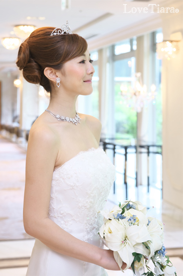 着用イメージ ティアラ ウエディング 結婚式