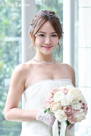 着用イメージ ティアラ ウエディング 結婚式