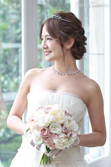 着用イメージ ティアラ ウエディング 結婚式