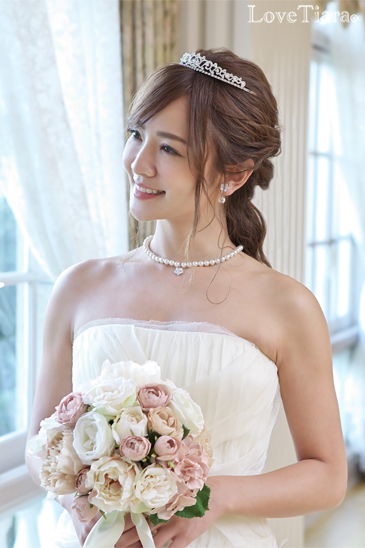 着用イメージ ティアラ ウエディング 結婚式