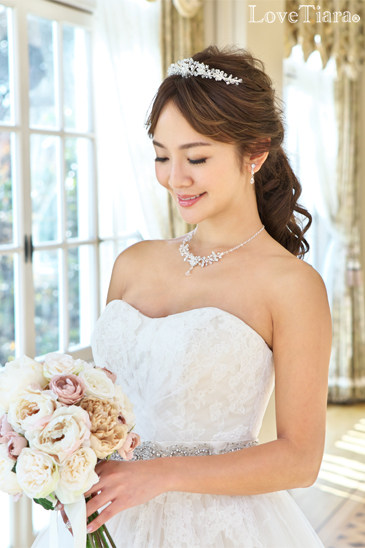 着用イメージ ネックレス ウエディング 結婚式